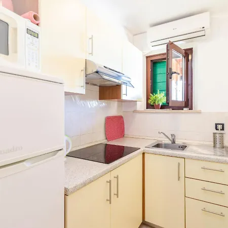 Antonella & Napoletano-1 By Interhome Umag